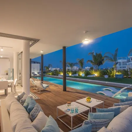 Olivine Pearl 3 Protaras